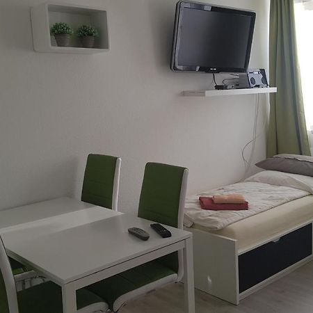 Sonniges Modernes Appartement Hoehenberg Köln Ngoại thất bức ảnh