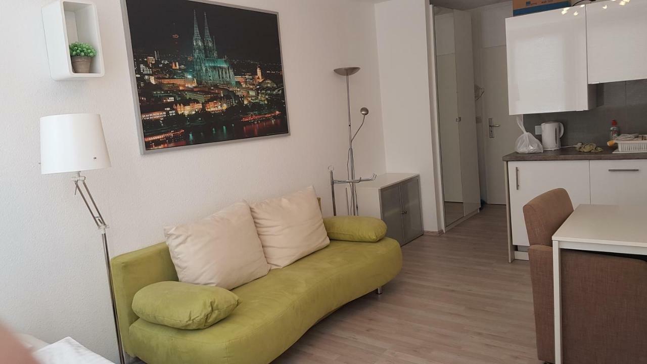 Sonniges Modernes Appartement Hoehenberg Köln Ngoại thất bức ảnh
