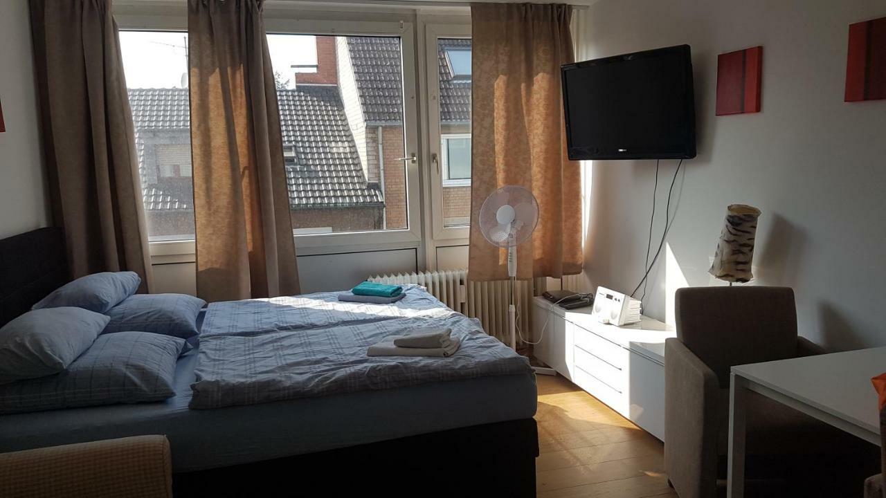 Sonniges Modernes Appartement Hoehenberg Köln Ngoại thất bức ảnh
