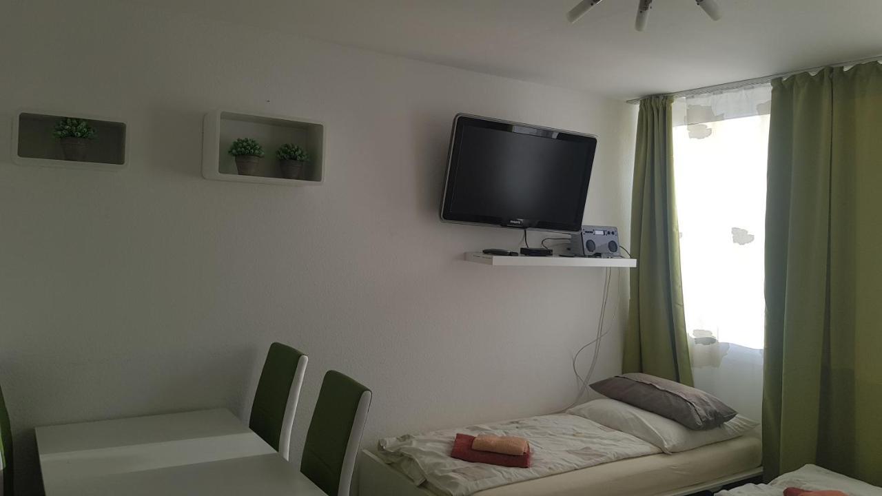 Sonniges Modernes Appartement Hoehenberg Köln Ngoại thất bức ảnh
