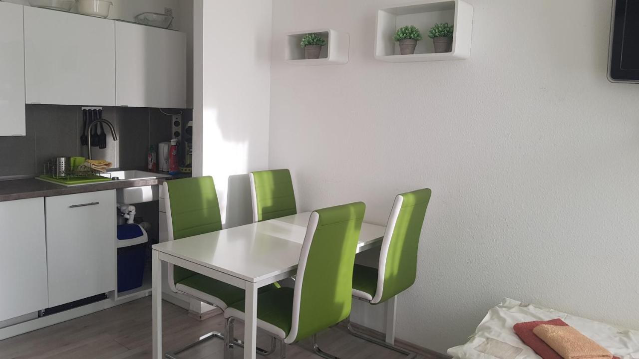 Sonniges Modernes Appartement Hoehenberg Köln Ngoại thất bức ảnh